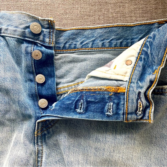 Levi’s denim shorts NWOT high rise 501 W27 - Picture 4 of 8